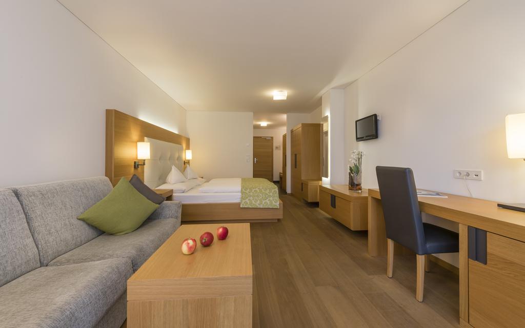 Hotel Vinschgerhof Schlanders Zimmer foto